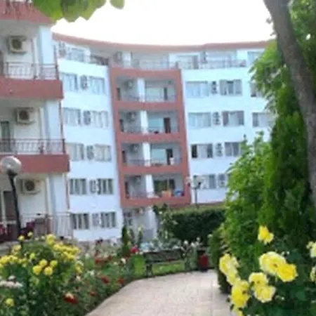 Seaside Studio In Rawda